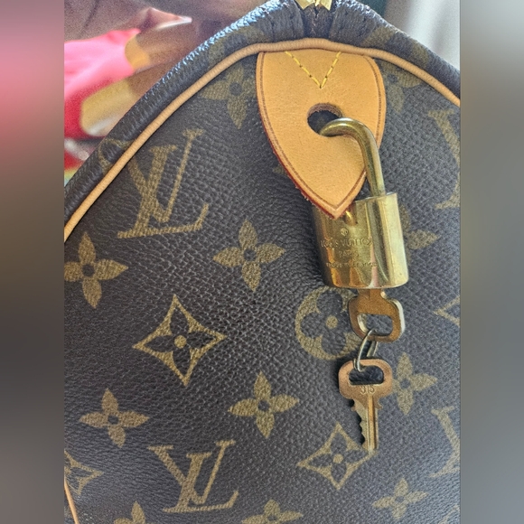 Louis Vuitton Speedy 30 - Picture 3 of 15